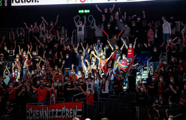 以让巴黎在 以让巴黎在