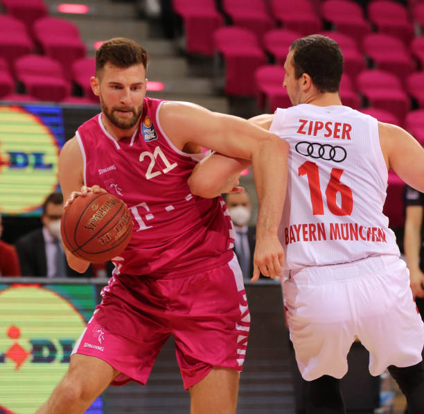 他们自己的 他们自己的