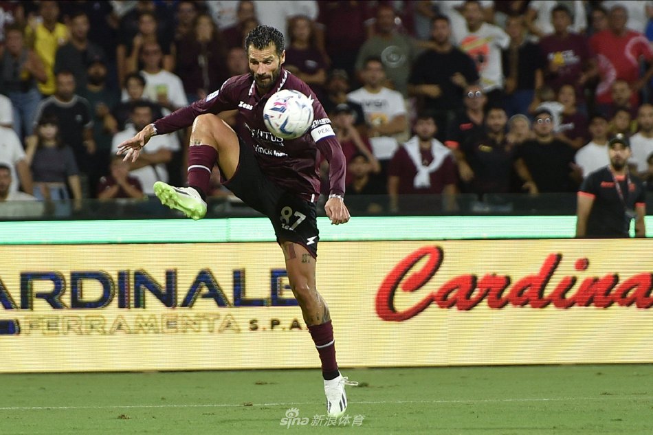 并探讨这种 并探讨这种